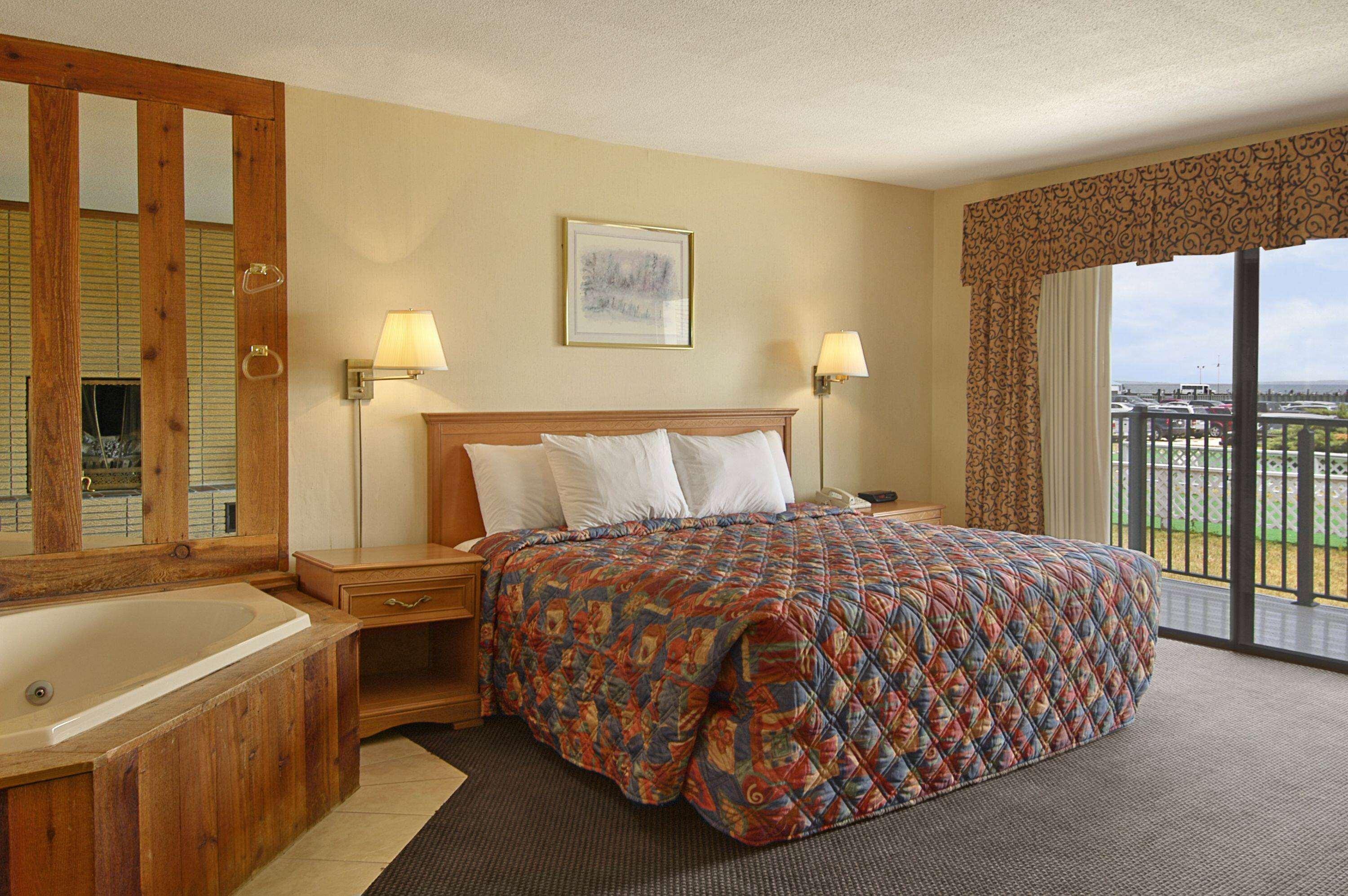 Days Inn By Wyndham Mackinaw City - Lakeview Kültér fotó